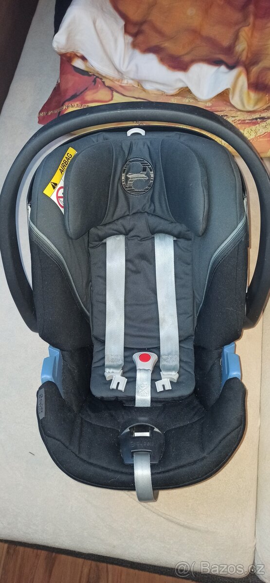 Cybex Aton 5 + ISOFIX základna