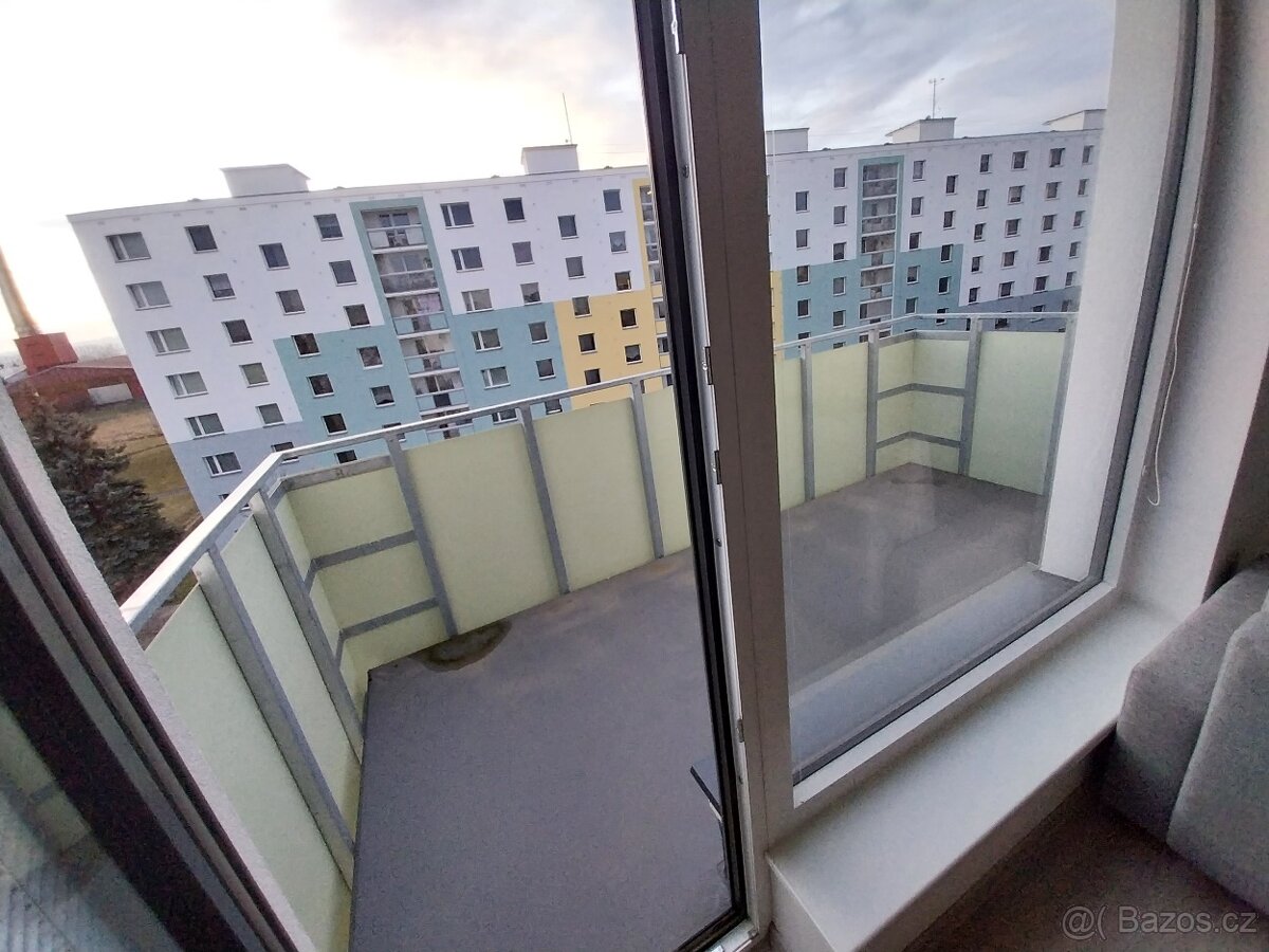 Pronájem bytu 1kk 32m2 +balkon +sklepní kóje