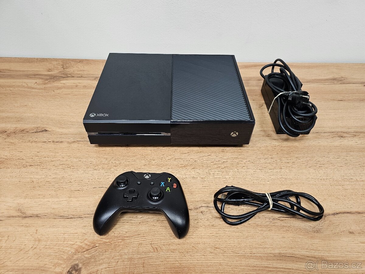 Xbox ONE 500GB (s mechanikou) + 1.ovladač