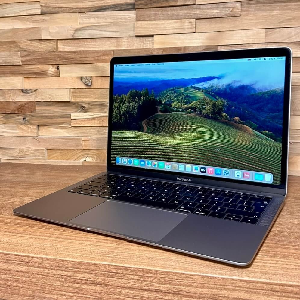 MacBook Air 13¨ Retina, i5, 2018, 8GB RAM, 256GB ZARUKA