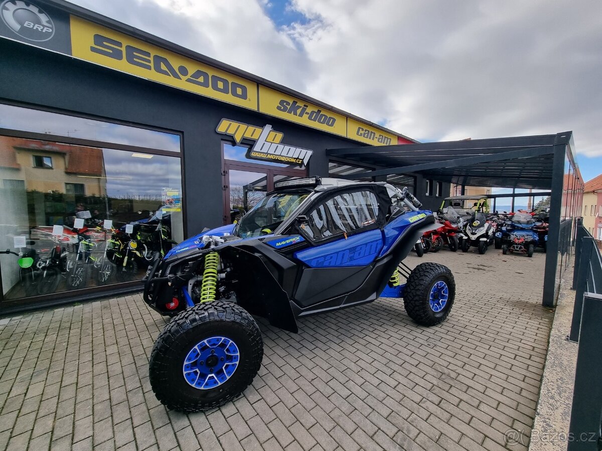 CAN-AM Maverick X RS Turbo RR