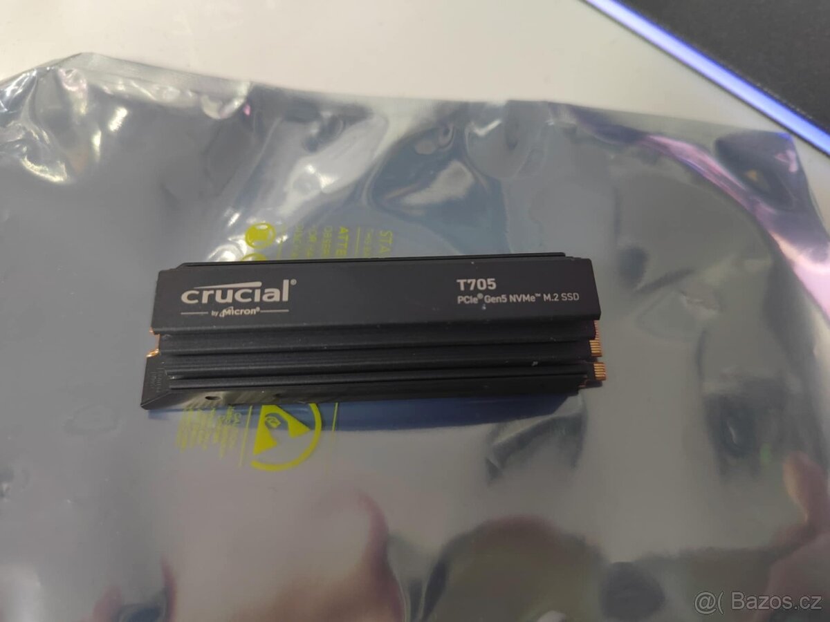 Crucial T705 4TB SSD M.2 2280 (PCIe 5.0) s chladičem