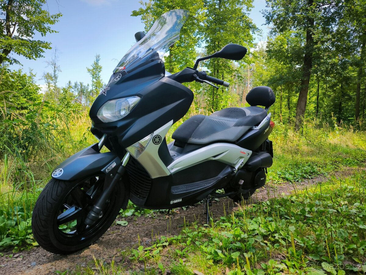 Yamaha X-MAX 250i Sport