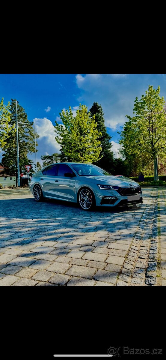 ŠKODA OCTAVIA RS 2.0 TSI  180 KW