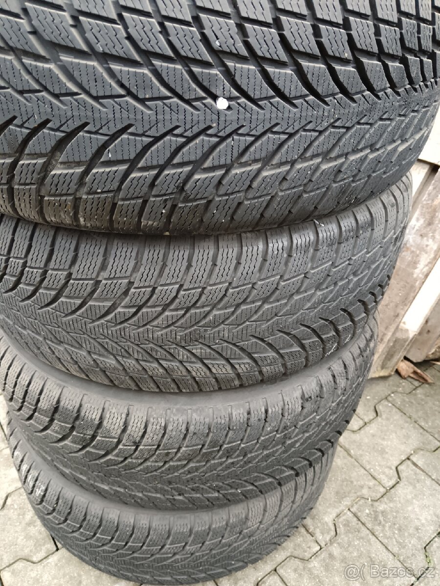 Zimní pneumatiky Nokian 225/55r17