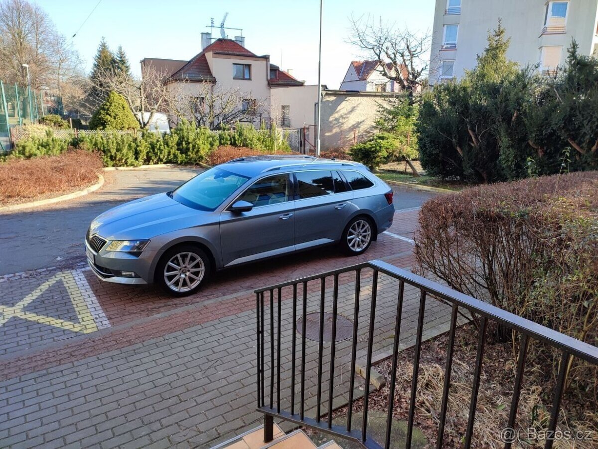 Atraktivní použitá sada kol AEZ R18 + zimní pneu 235/45/R18