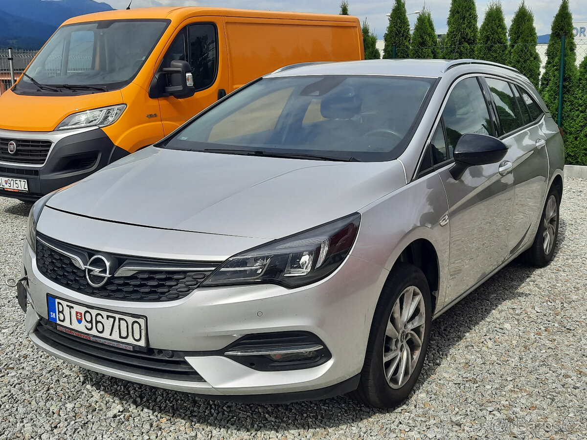 Opel Astra 1,5 CDTi , rv. 2021, pokazený motor