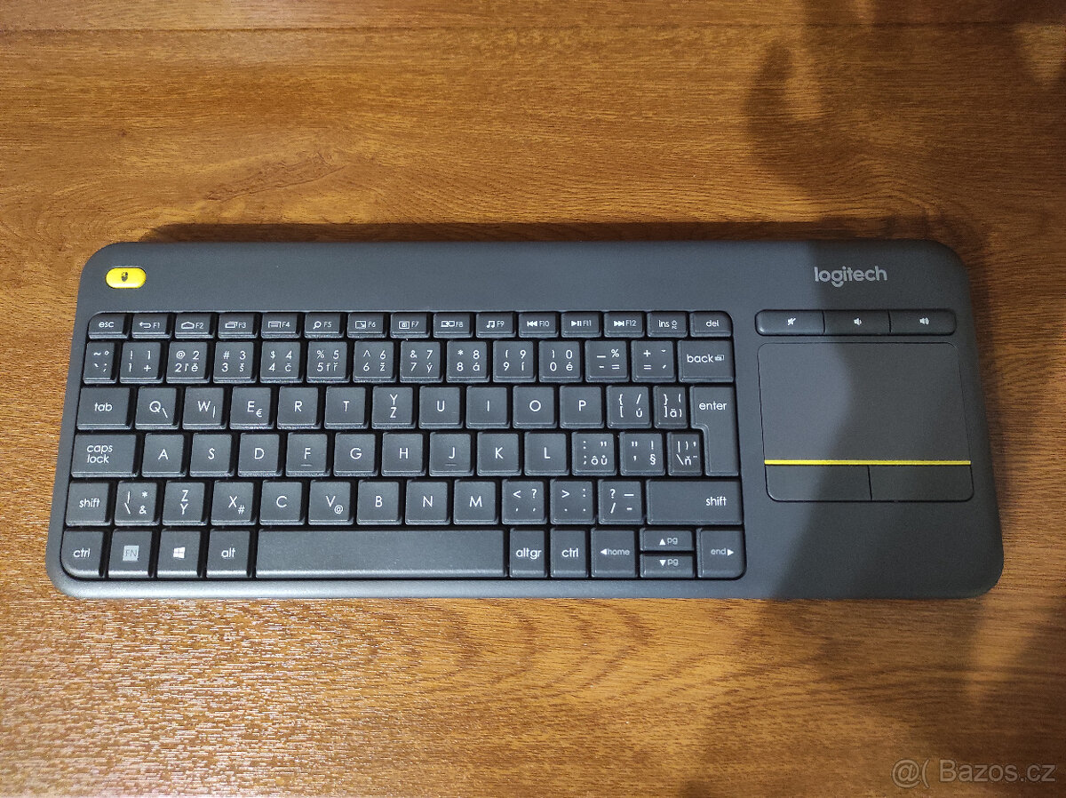 Bezdrátová klávesnice Logitech K400+