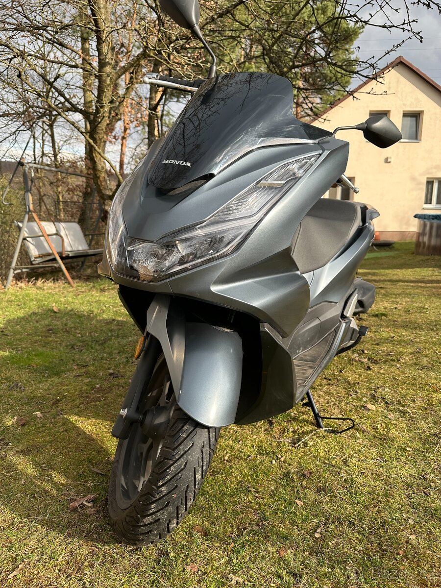 Honda PCX 125 - r.v. 2022