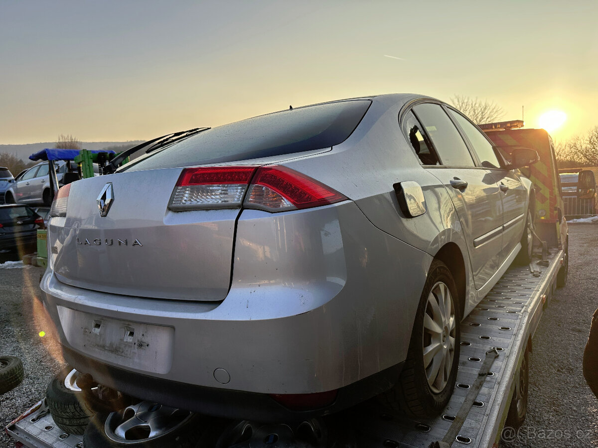 Renault Laguna III rok 2008 náhradní díly