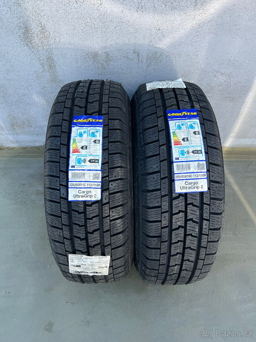 225/65R16C 112/110R GOODYEAR NOVÉ ZIMNÍ PNEU