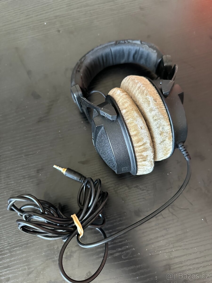 Prodám sluchátka Beyerdynamic DT 770 PRO 80 Ohm