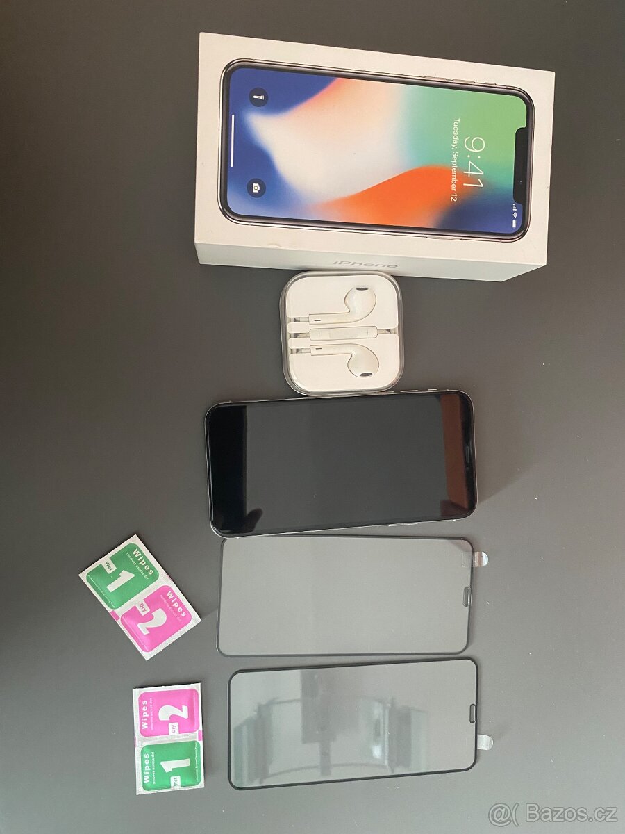 iPhone X silver