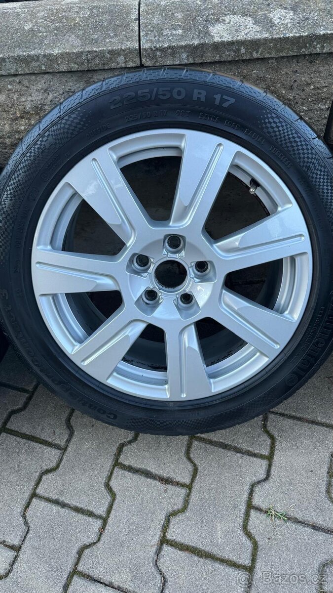 Kola Audi 225/50 R17