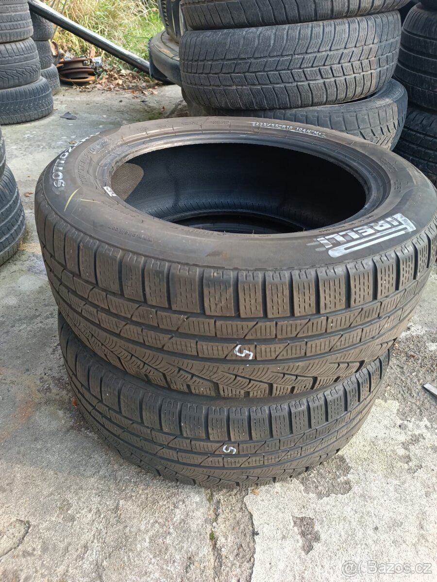 Pirelli Sottozero zimní 235/55 R18