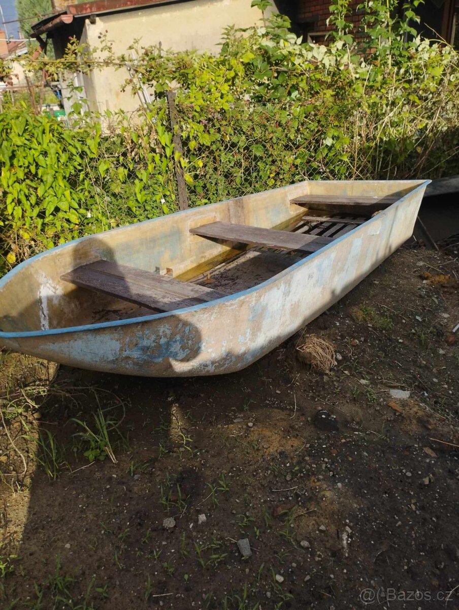 laminátový člun ?