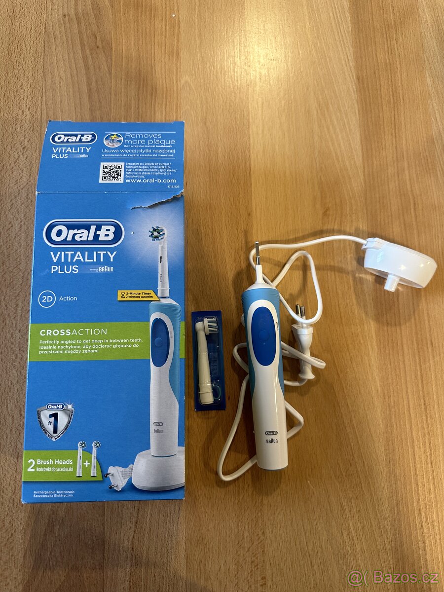 elektrický kartáček Oral-B Vitality plus