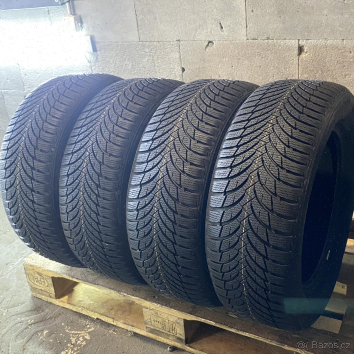 NOVÉ Zimní pneu 225/55 R16 95H Nexen