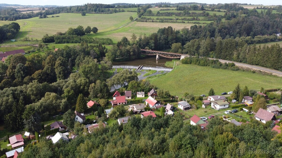 Stavební pozemky u vody  , u  řeky Sázavy včetně projektu