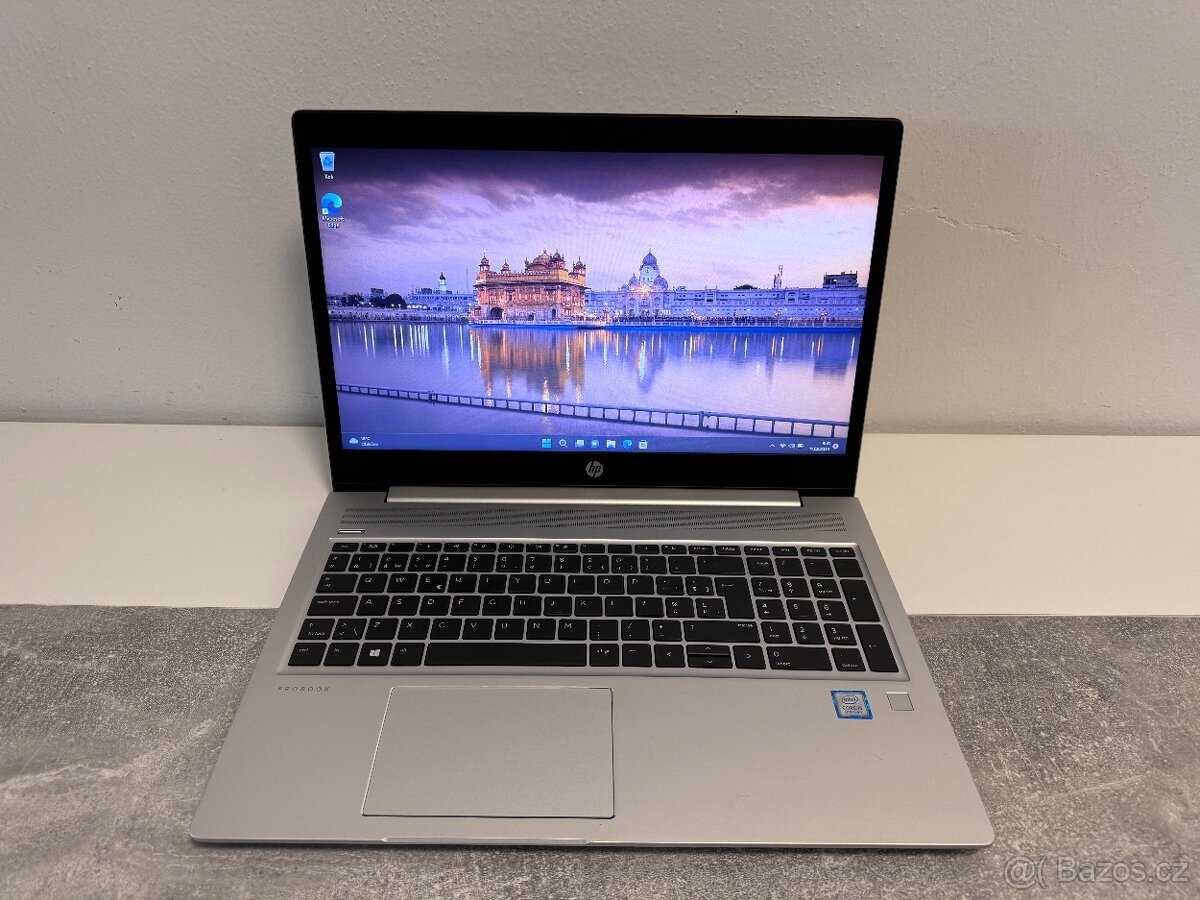 HP ProBook 450 G6 : Intel Core i5-8265U - 256GB - Windows 11