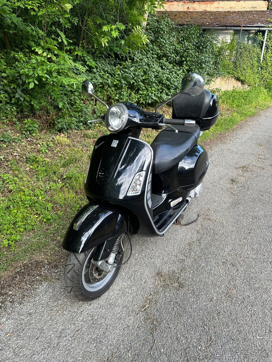 Vespa gts 125