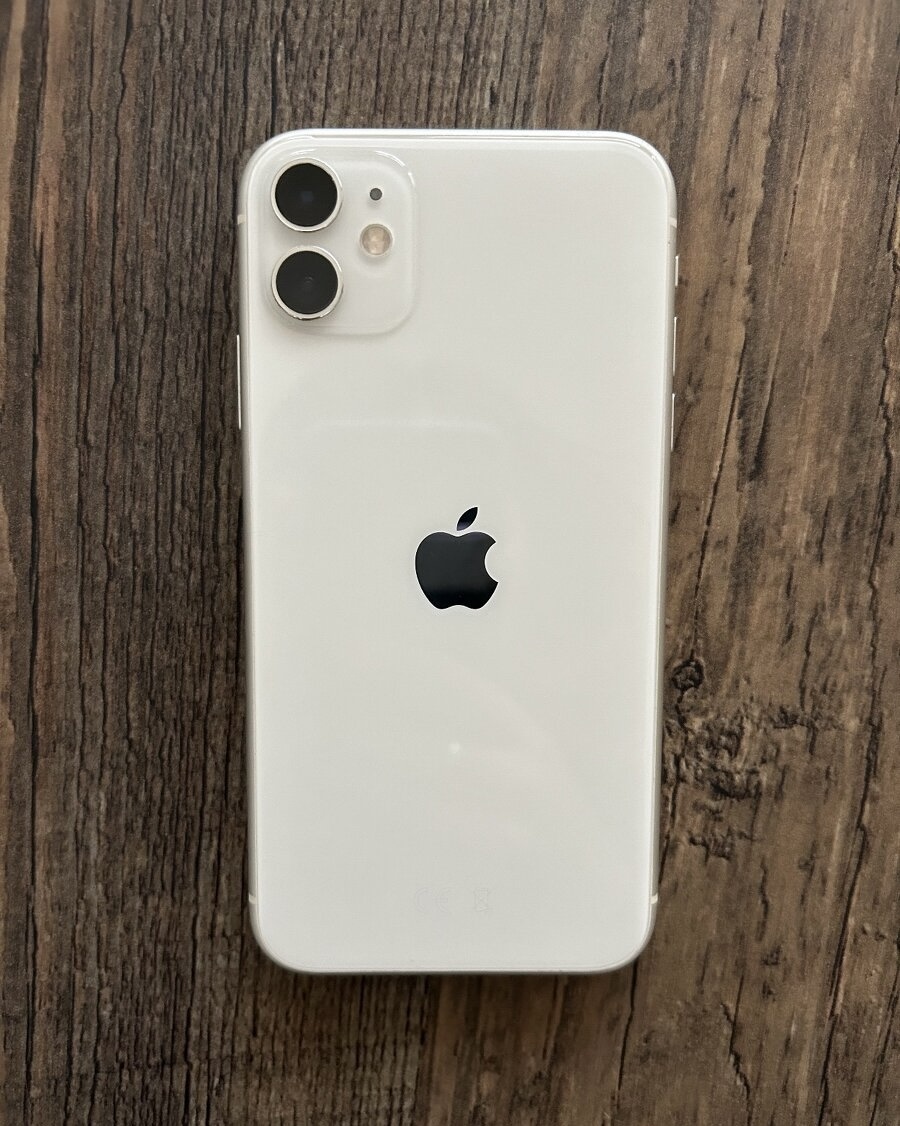 Apple iPhone 11