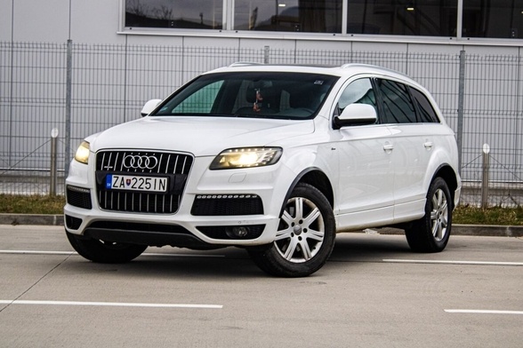 Audi Q7 3.0 TDI quattro tiptronic8 DPF