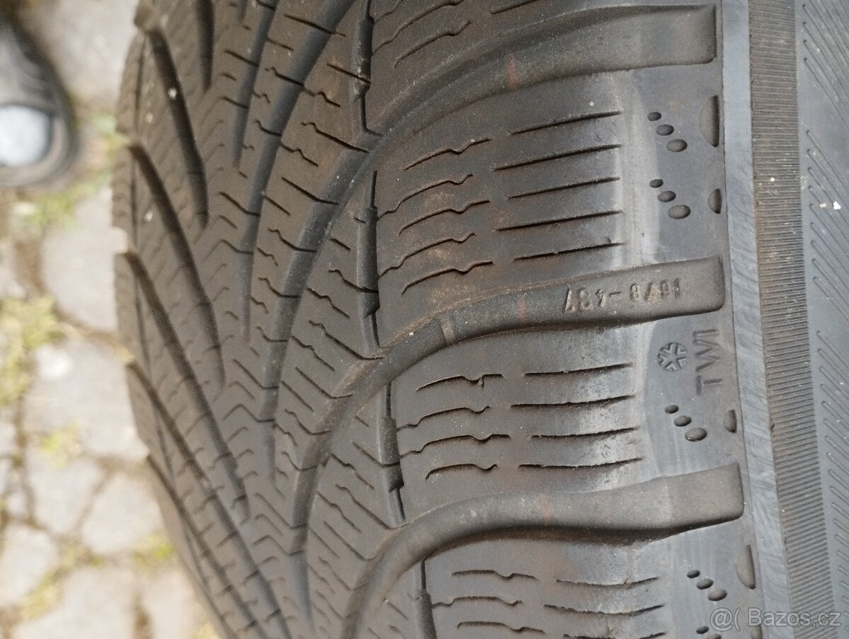 Pneumatiky zimní 225/50R16