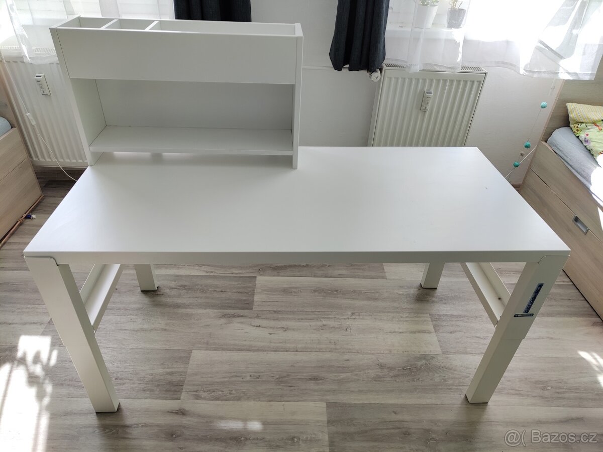 Dětský stůl Ikea Pahl