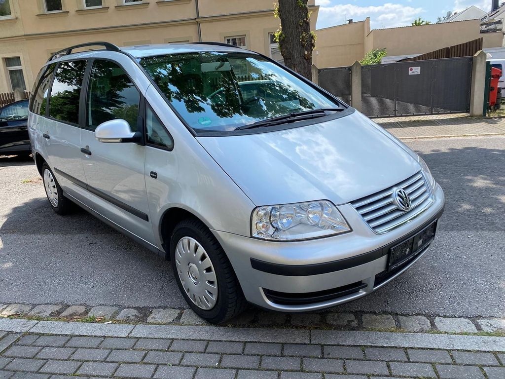 VW Sharan 2.0i 85 kw 2002