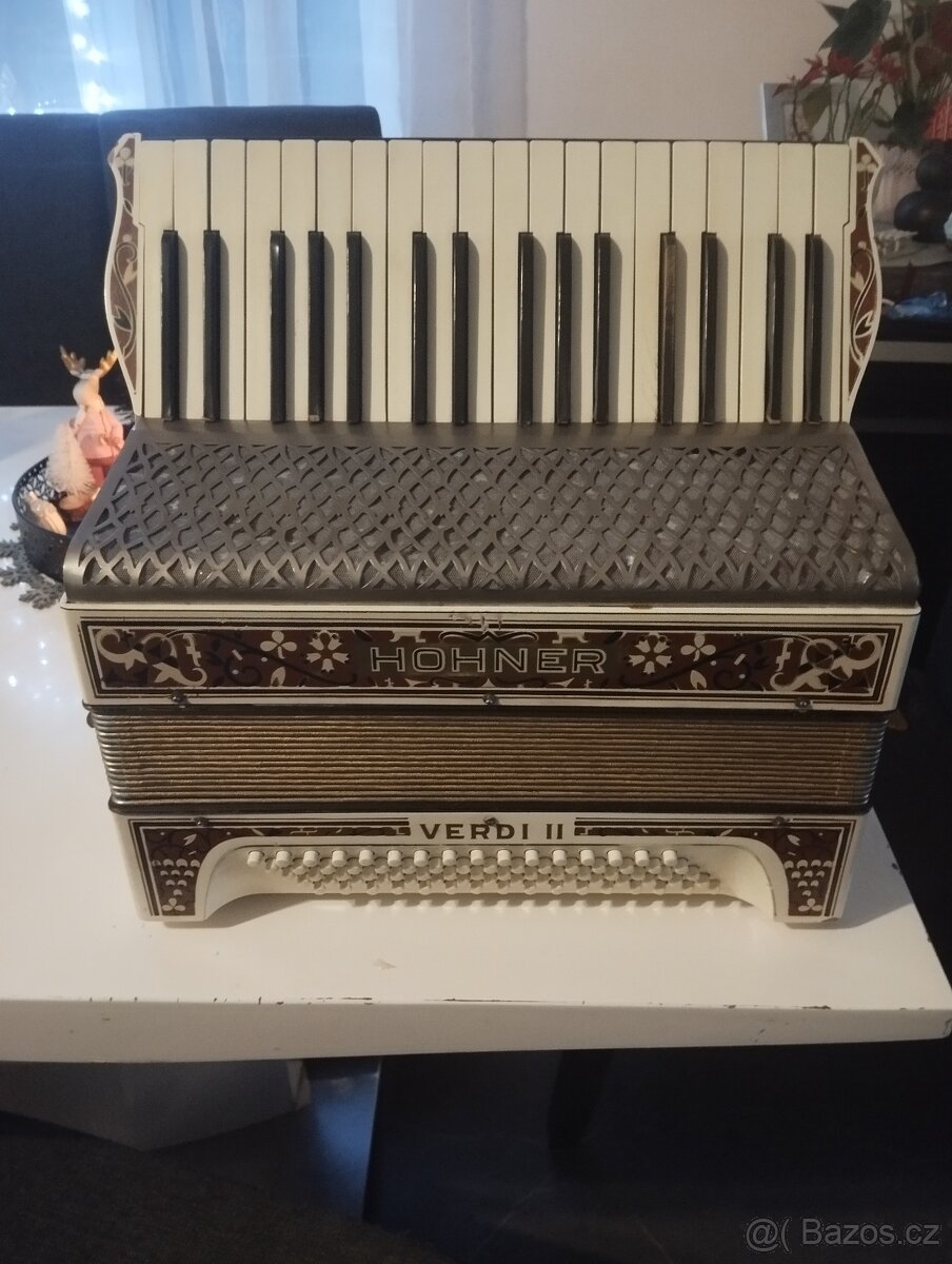 Harmonika akordeon hohner