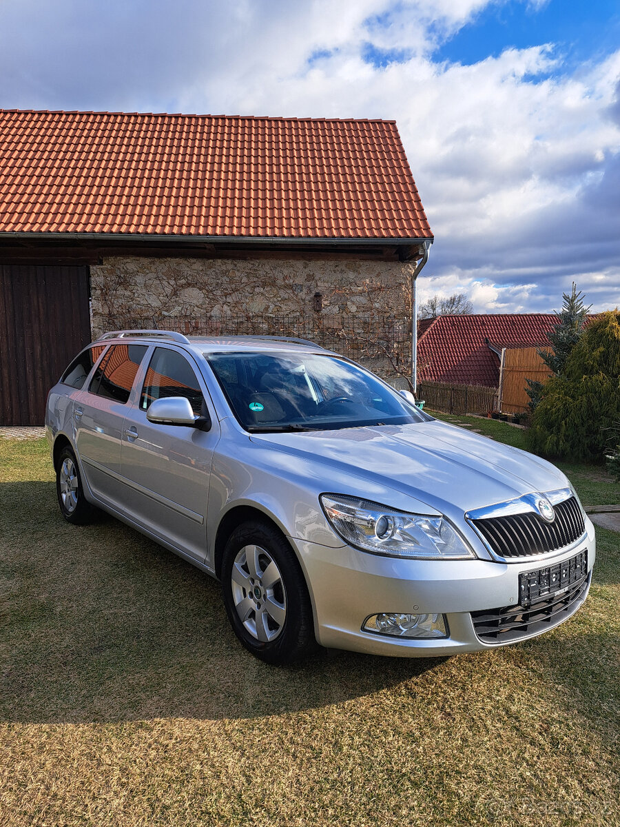 ŠKODA OCTAVIA COMBI 1.4TSI 2011