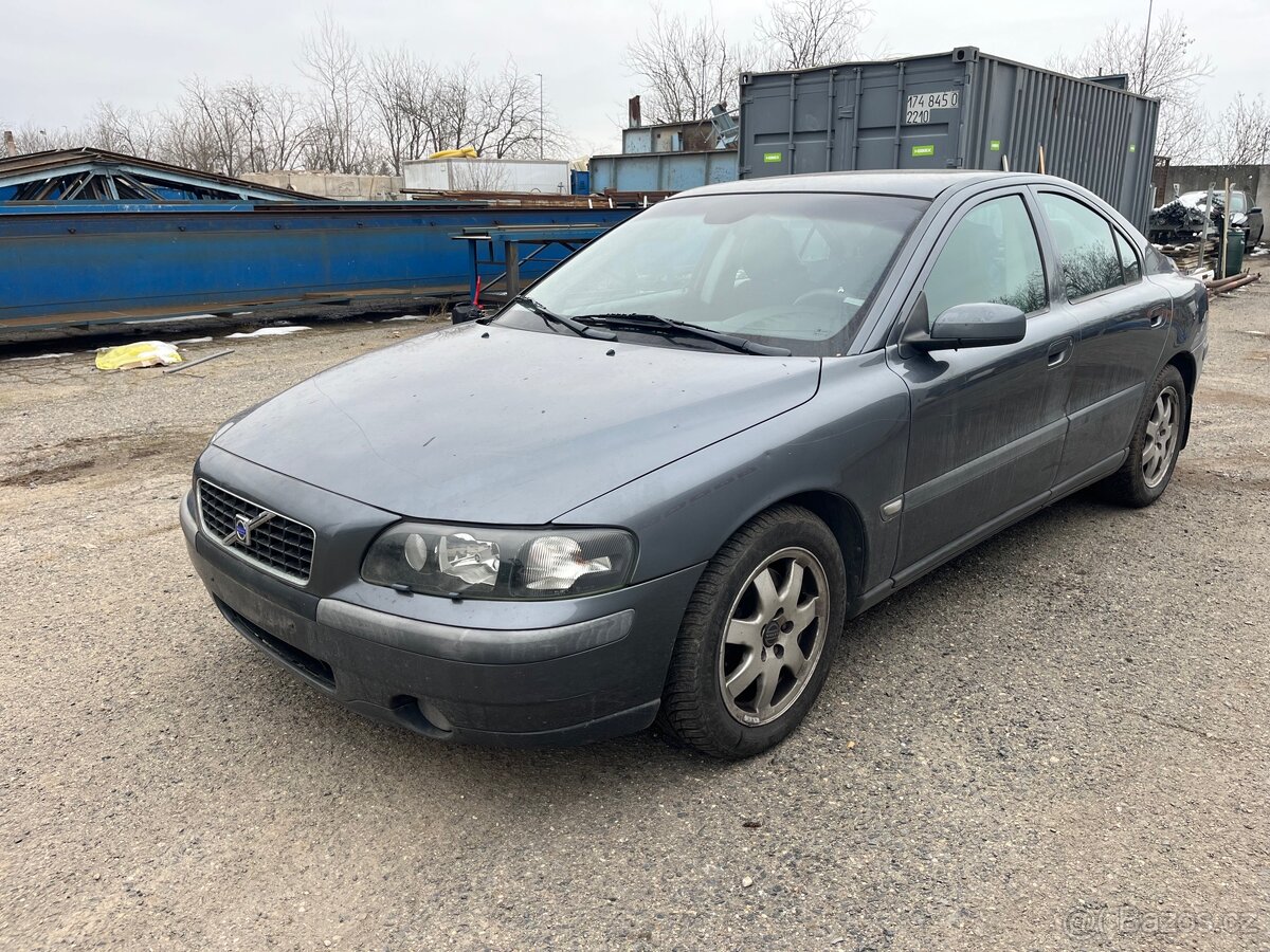 Volvo S60 2.5T 154kW - náhradní díly