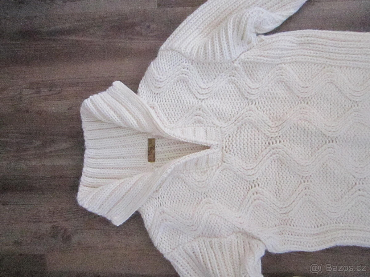 Pletený svetr zn. Zara, vel. L/40, pružný materiál
