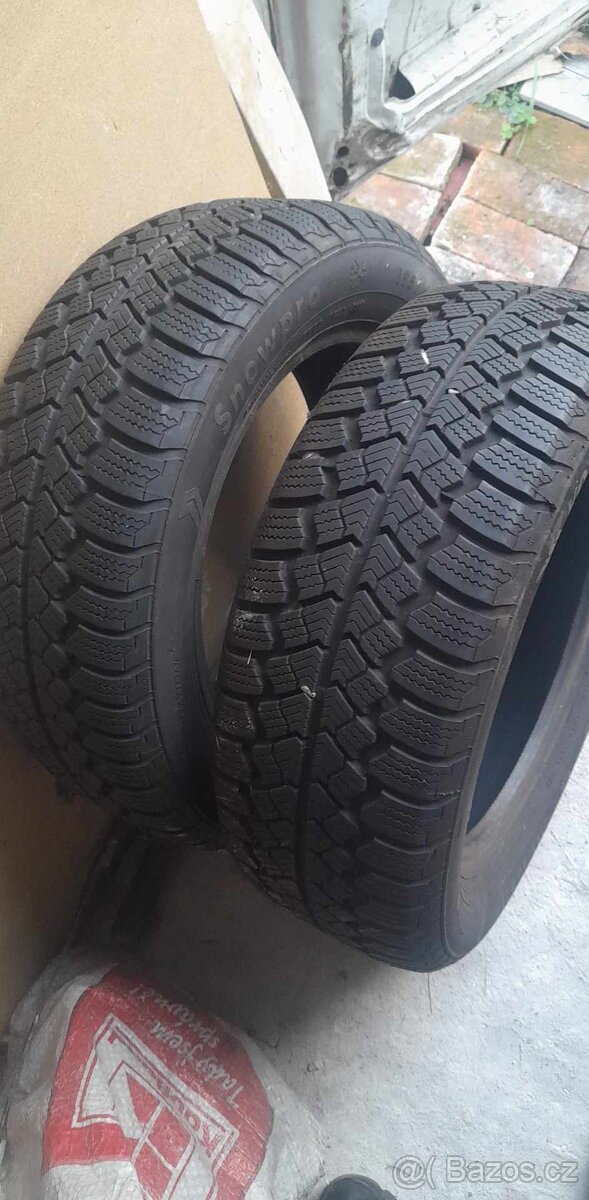 2x pneu Kormoran 195/60 R15 zimní