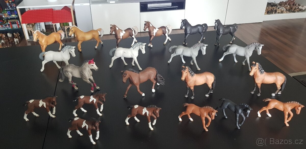 Schleich koně koníci Trakénský kůň Traken