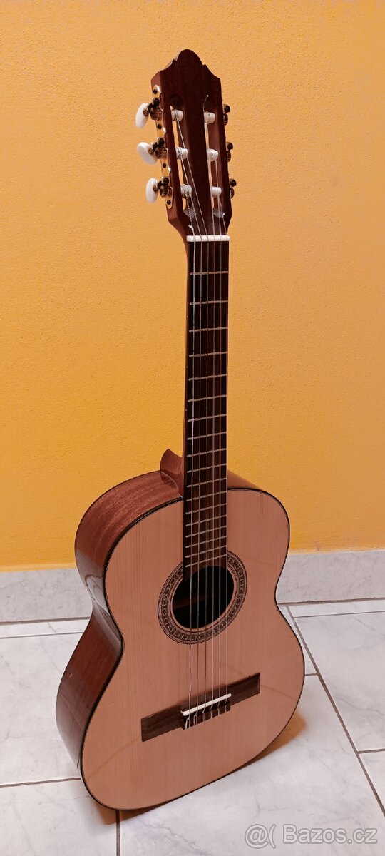 Strunal Classical 1/2 kytara 4655 vyrobená v České republice