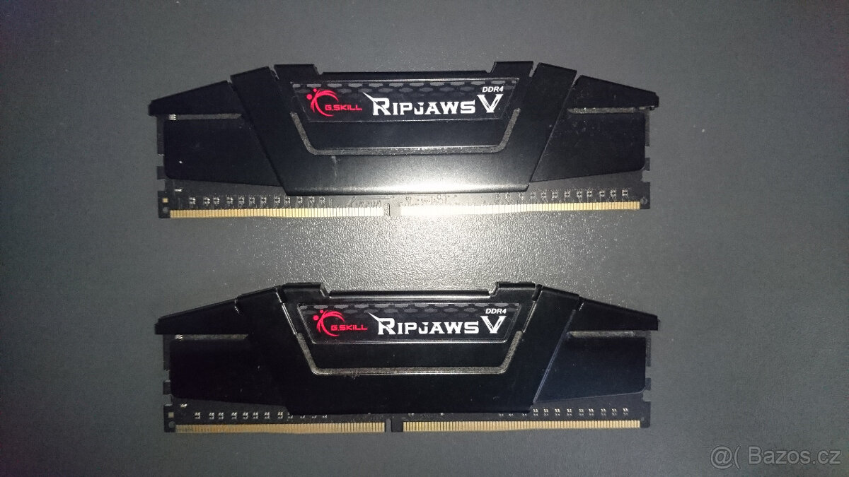 G.Skill RipJaws V 16GB (2x8GB) DDR4 3200 CL14