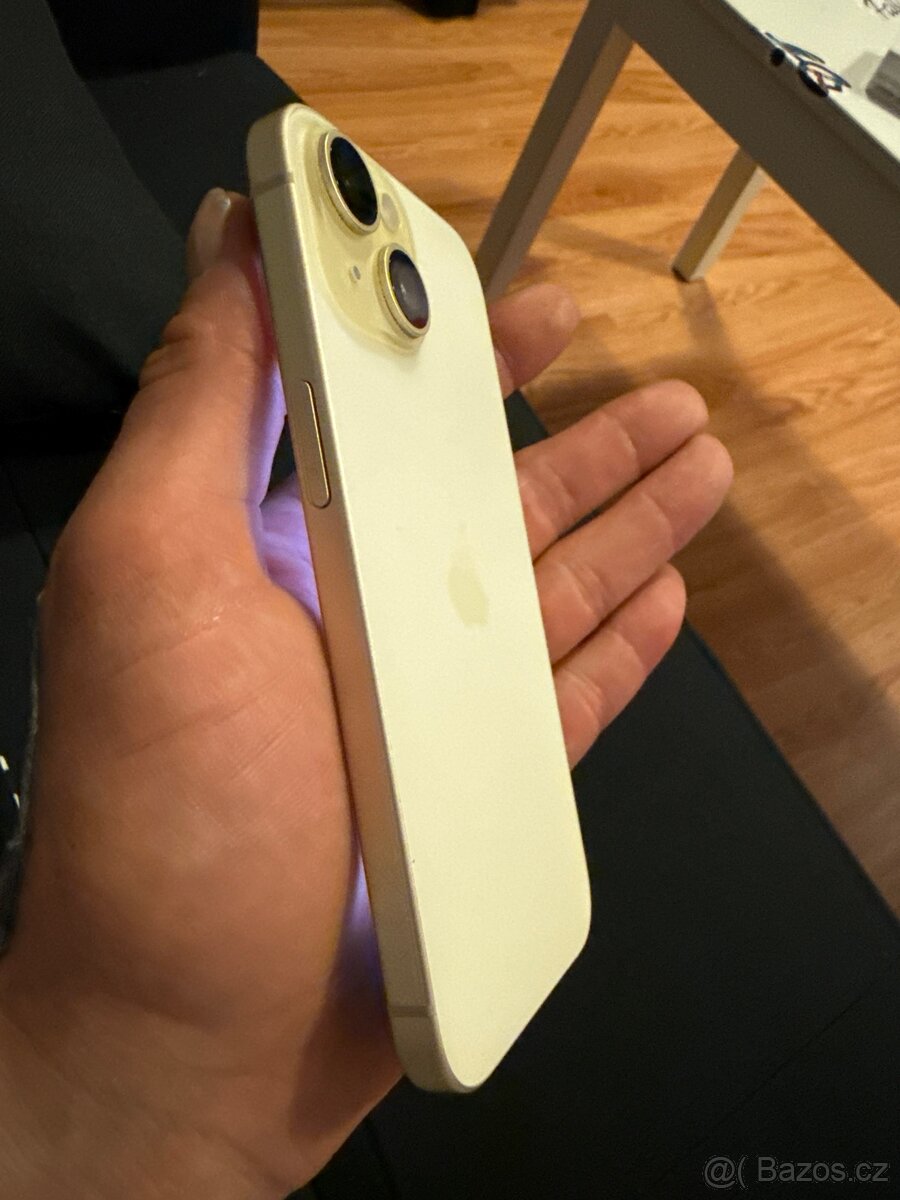 iPhone 15 žlutý 128