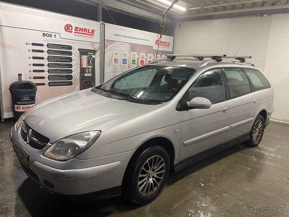 Citroen C5 2.0 HDI 80 kW rok 2004  Klima. Tažné 