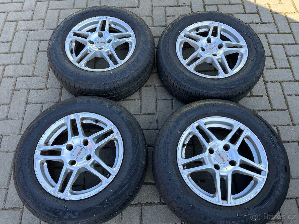 4x litá kola 4x108 R15, letní pneu 90%