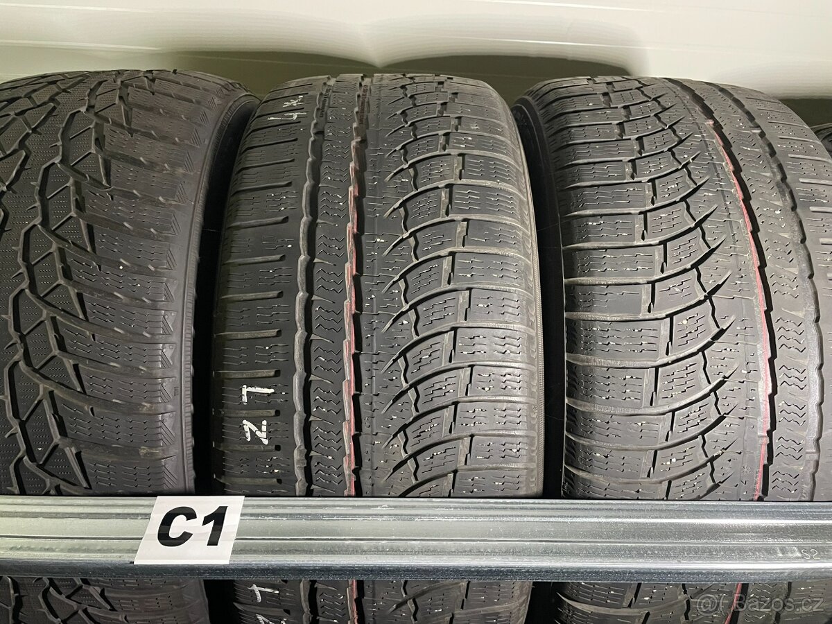 Zimní pneu Nokian - 245/45 R18 100V XL