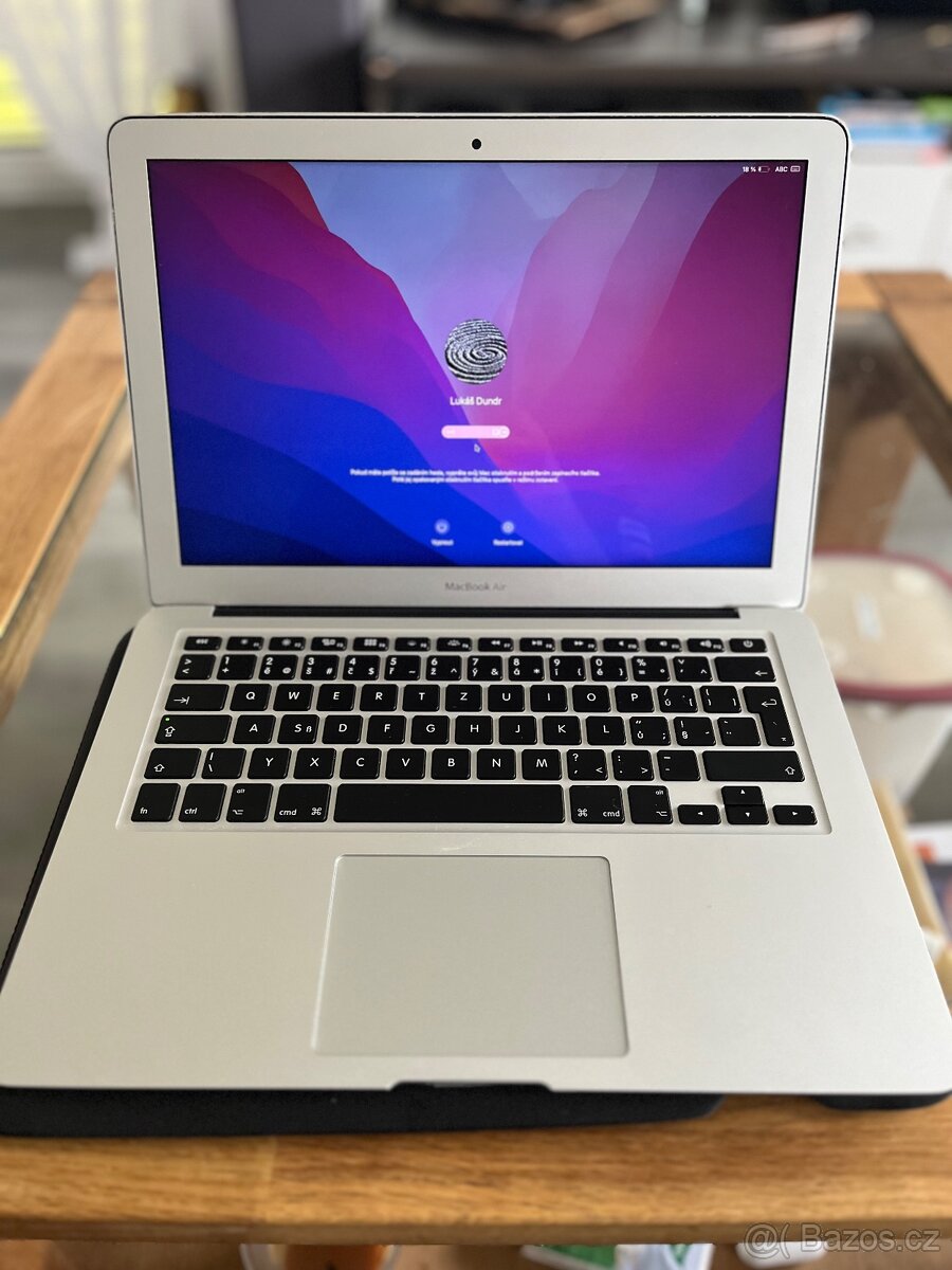 Apple MacBook Air