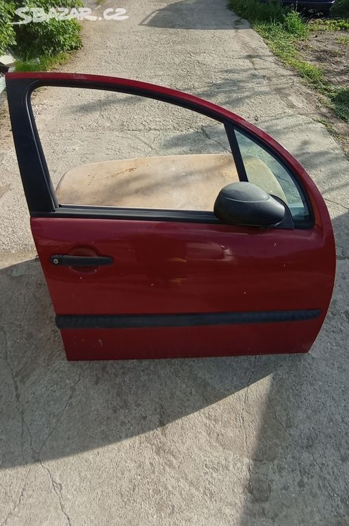 Pravé přední dveře Citroen C3