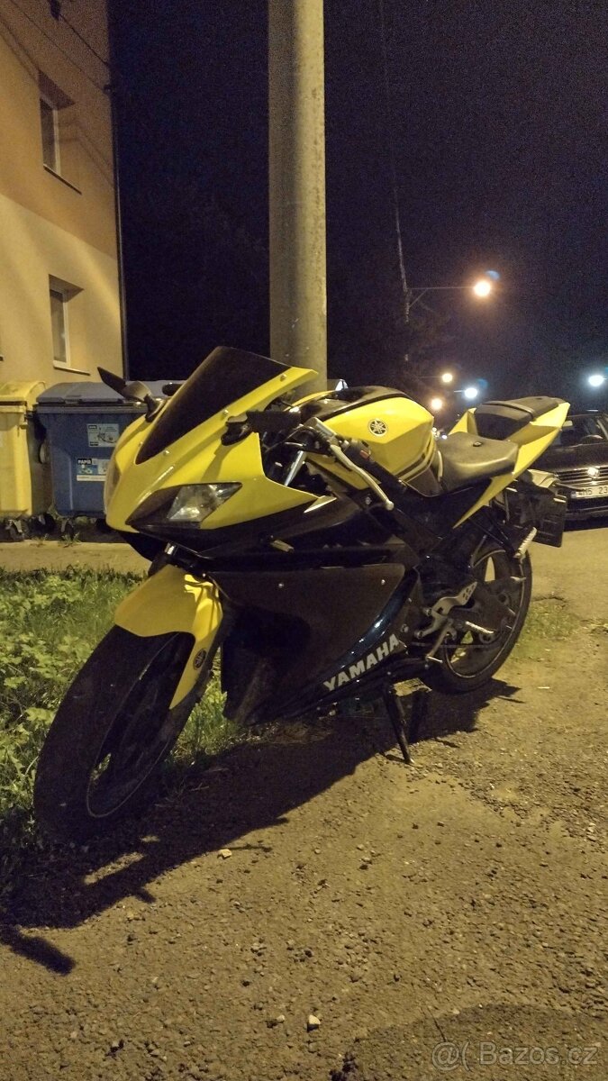 Yamaha YZF-R 125 11kw ( DO PÁTKU MUSÍ PRYČ)