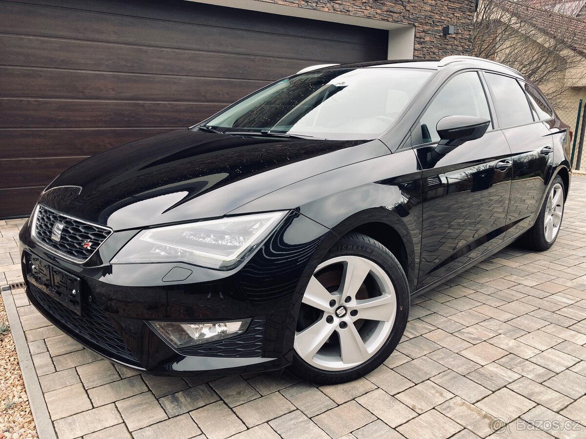 SEAT LEON 2.0TDi FR 185PS NAVI LED F1 POLOKŮŽE