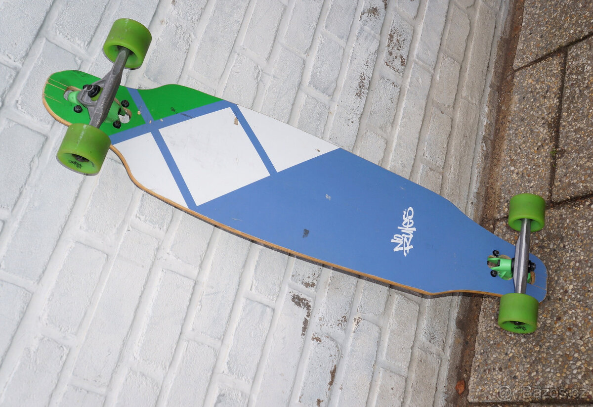 Longboard 38“ skateboard NoRules, bezvadný stav.