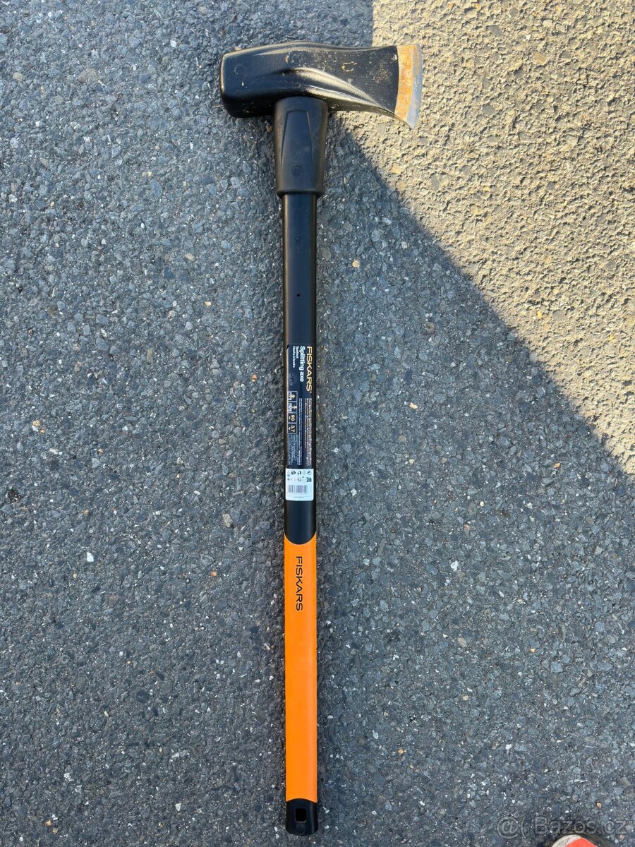 Kalač X 37 Fiskars