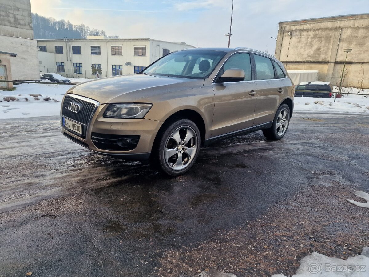 AUDI Q5 2.0tdi 125kw 4x4 koupeno nové v ČR, Po prvním majite