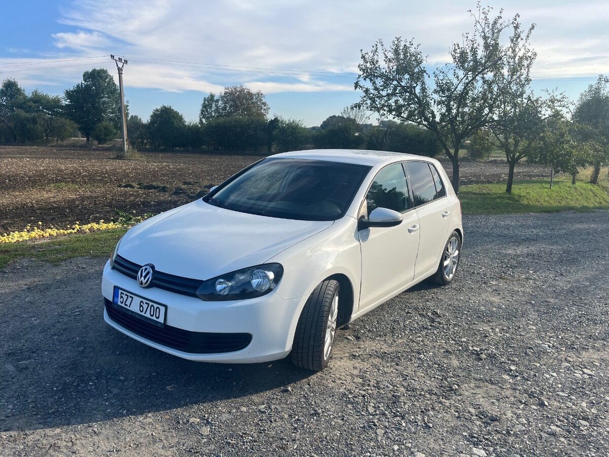 Golf 6 - 2010 , 1.6 TDi 77 kw, manuální převodovka 5stup.